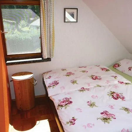 2 Bedroom Stunning In Lengenfeld-plohn
