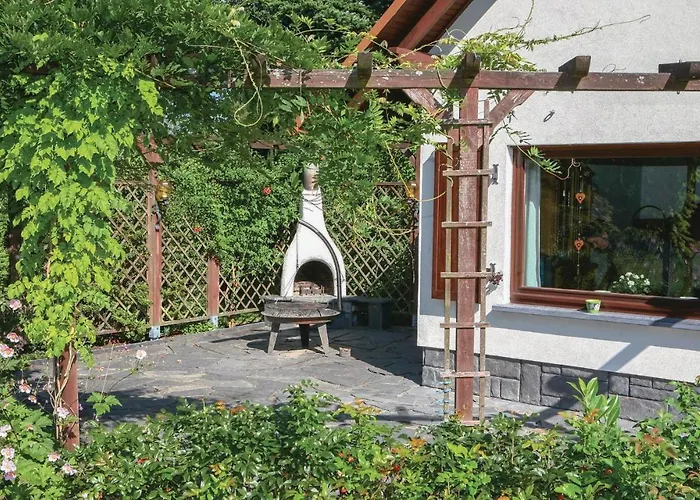 Дом отдыха Beautiful In Lengenfeldplohn *